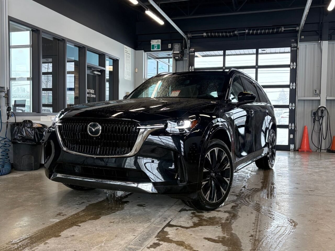 2026 MAZDA CX-90 PHEV Signature TI Jet Black Mica Châteauguay - photo #0