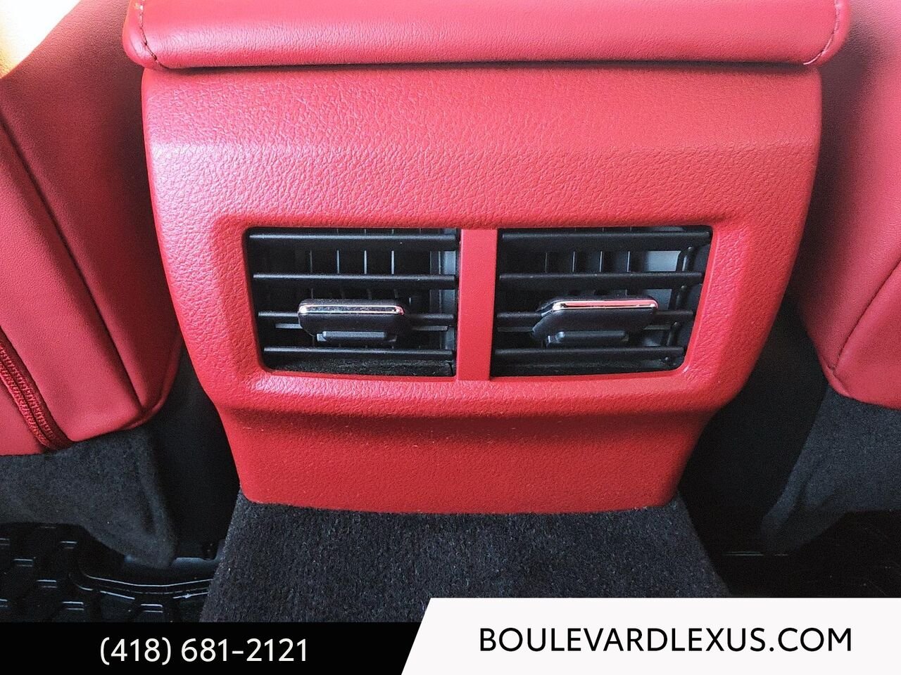 Lexus IS 19860B | IS 300 TI 2024 Gris Québec - photo #18