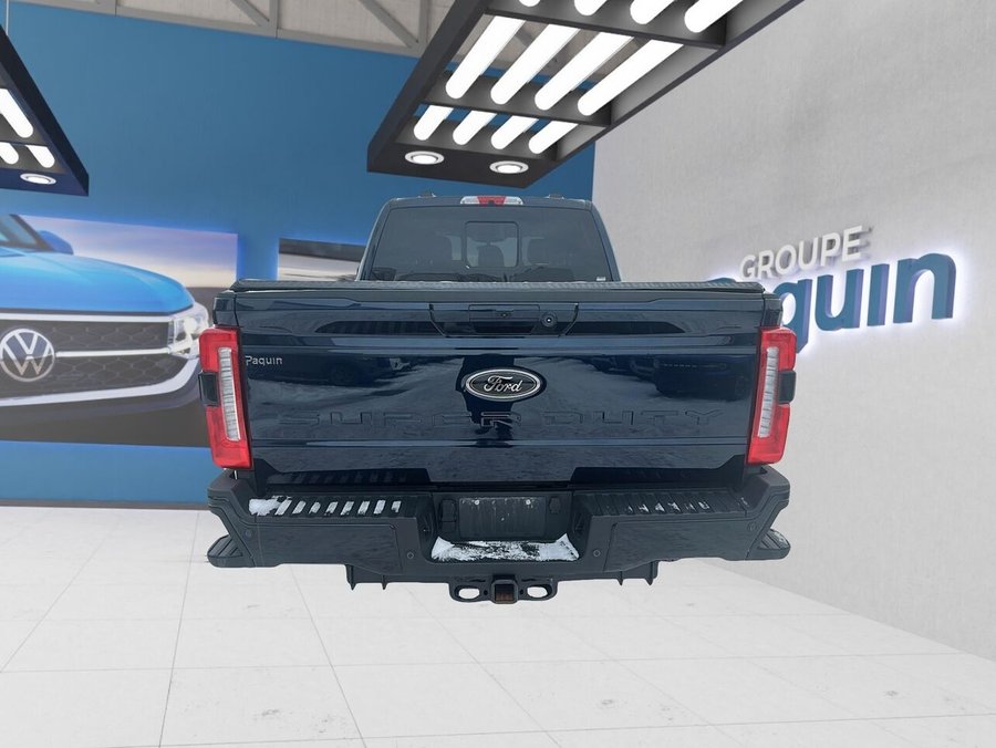 Ford Super Duty F-250 SRW 2025 2025 Bleu antimatière métallisé