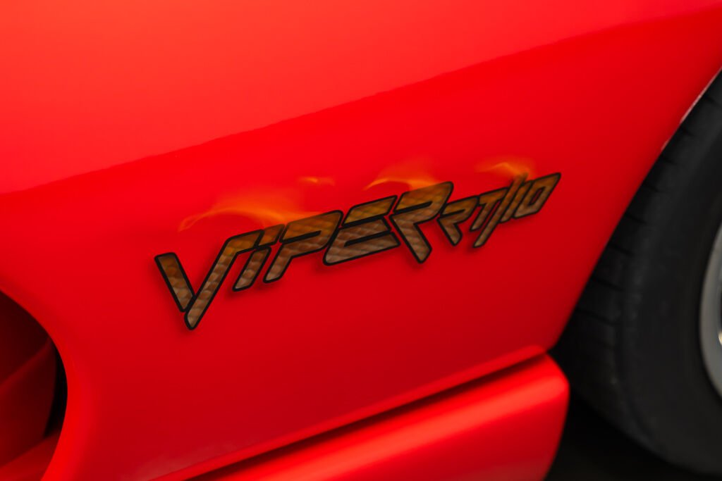 1994 Dodge Viper Red Montreal - photo #9