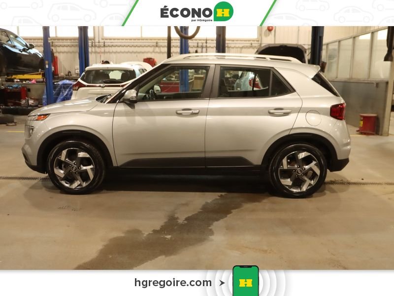 2021 Hyundai Venue Silver Laval - photo #4