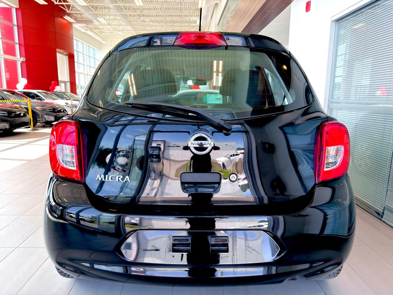 2019 Nissan Micra Black Notre-Dame-des-Prairies - photo #8
