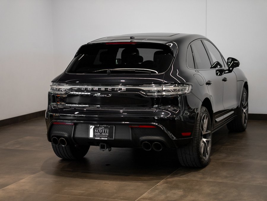 2024 Porsche Macan 2024 Black