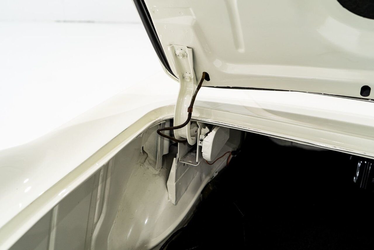 Pontiac Starchief **PRIX EN USD** Beautifully presented from former restoration 1955 Blanc Montréal - photo #77
