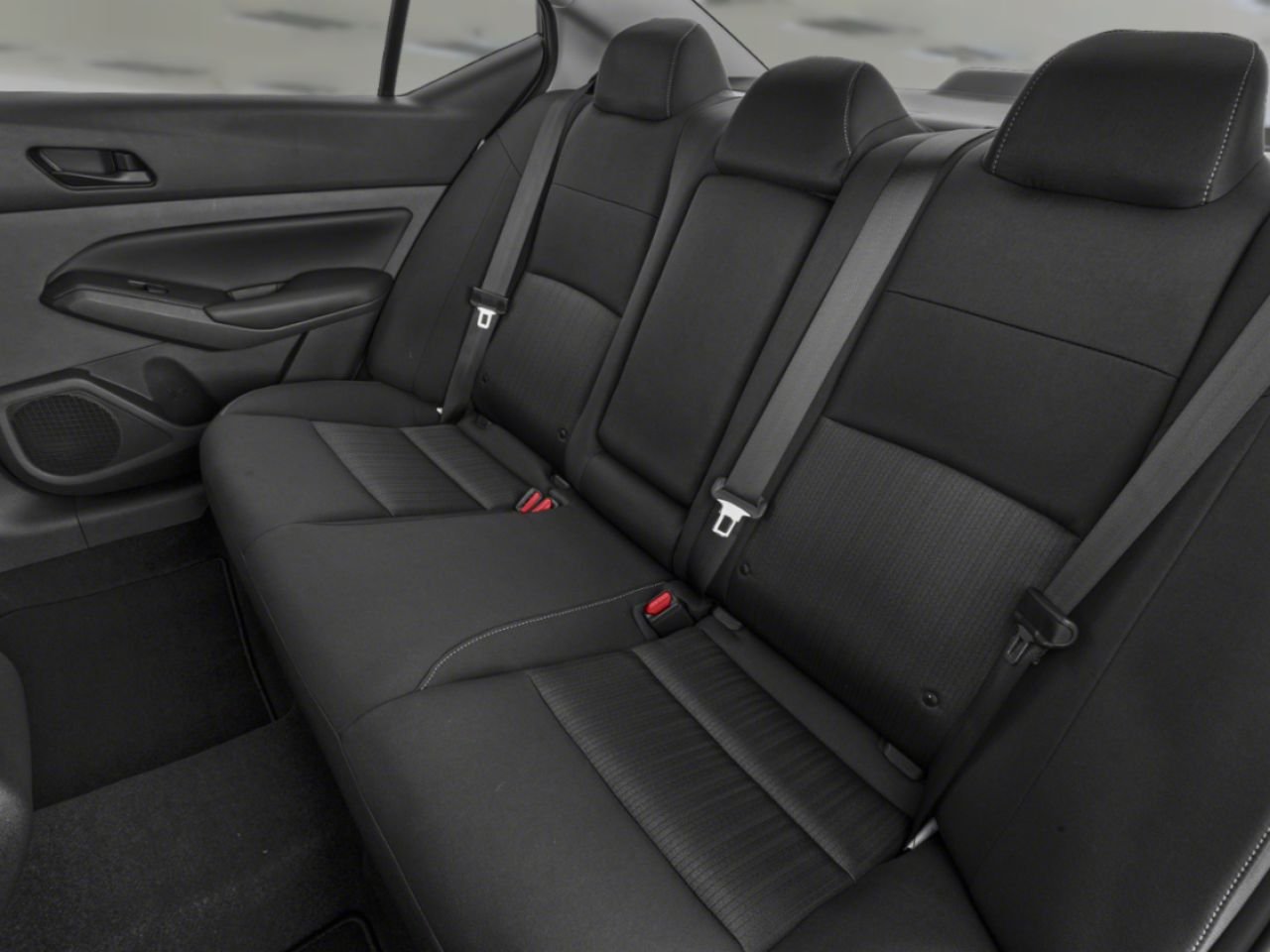 2024 Nissan Altima Super Black Saint-Eustache - photo #10