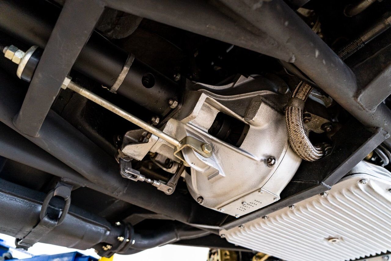 1973 Ferrari 365 GTB4 Daytona 18,301 miles With Orig Books/Tools/ Carbs / Filter Box Red Montreal - photo #118