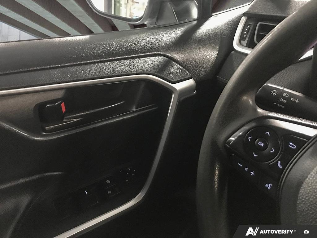 2023 Toyota RAV4 2601206A | LE White Edmonton - photo #16