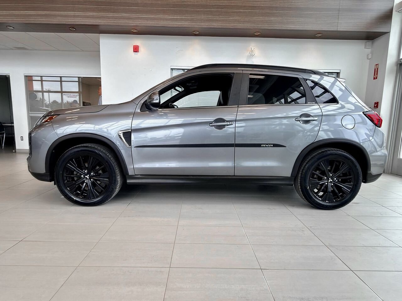 2021 Mitsubishi RVR Grey Notre-Dame-des-Prairies - photo #7