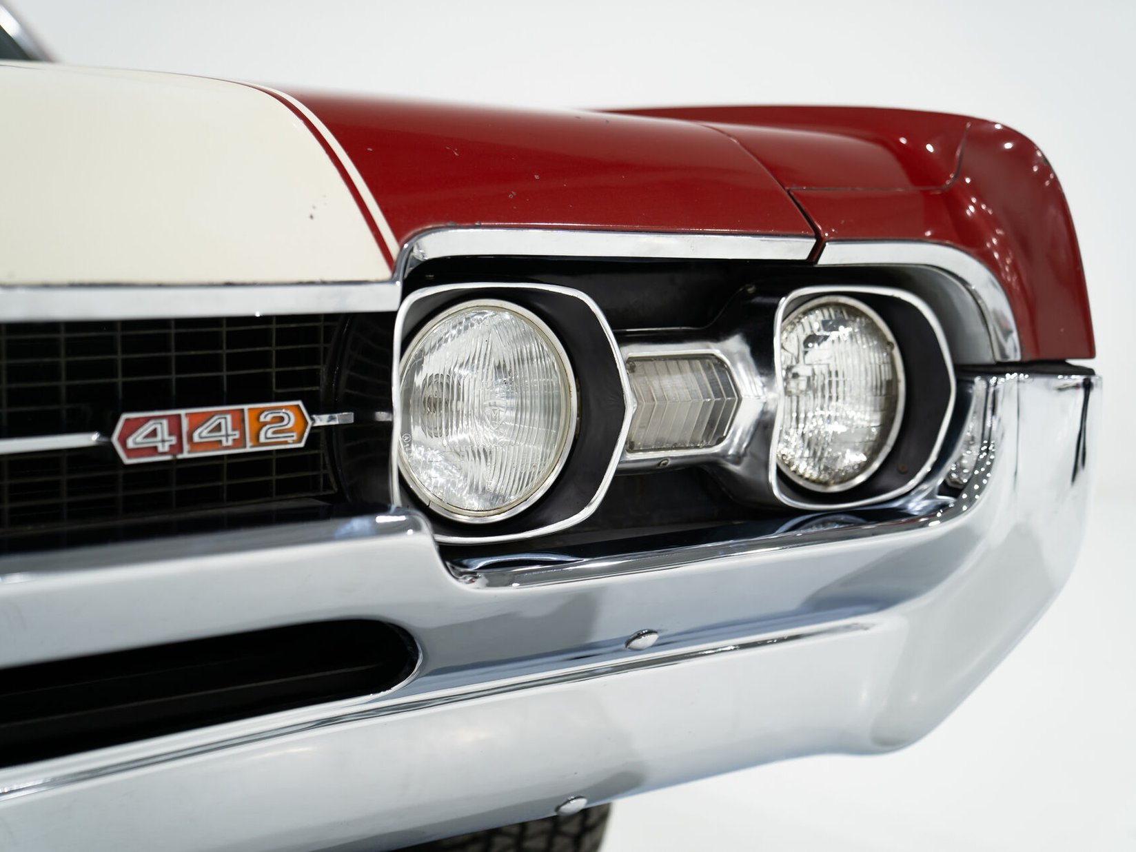 Oldsmobile Cutlass 442 *PRIX EN USD* Numéros entièrement Matching Non restaurée Repeinte une seule fois 1967 Rouge Montréal - photo #31