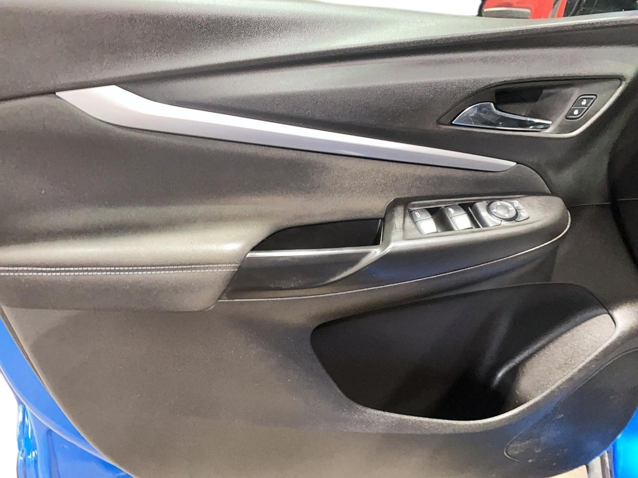 Chevrolet Bolt EUV NIV 1G1FY6S03P4188527 2023 Bleu Baie-Comeau - photo #8