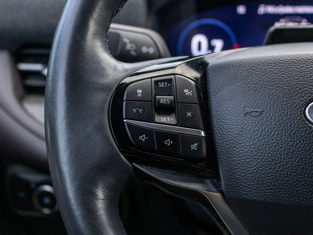 2025 Ford Explorer Platinum 4 RM Grey Châteauguay - photo #11