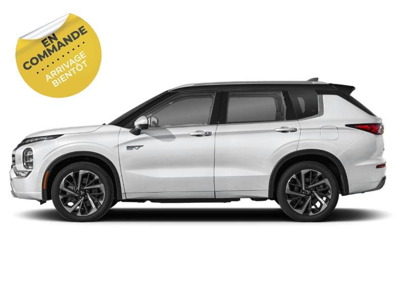 Mitsubishi Outlander PHEV 2026 Blanc diamant/toit noir Saint-Eustache - photo #0
