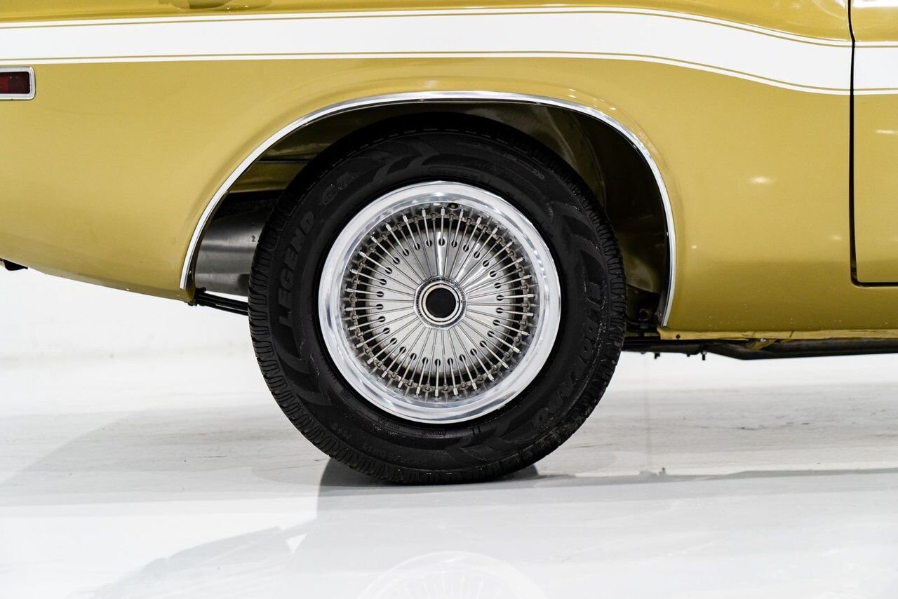 Dodge Challenger *PRIX EN USD* Convertible Fully restored to desirable specifications 1971 Or Montréal - photo #54