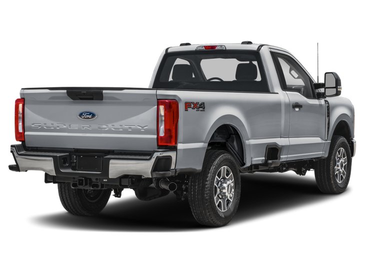 2026 Ford Super Duty F-350 à roues arrière simples XLT