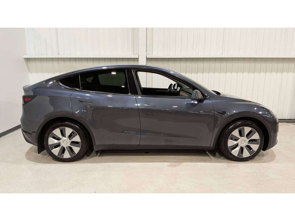 2023 Tesla Model Y RWD Grey Val-David - photo #7