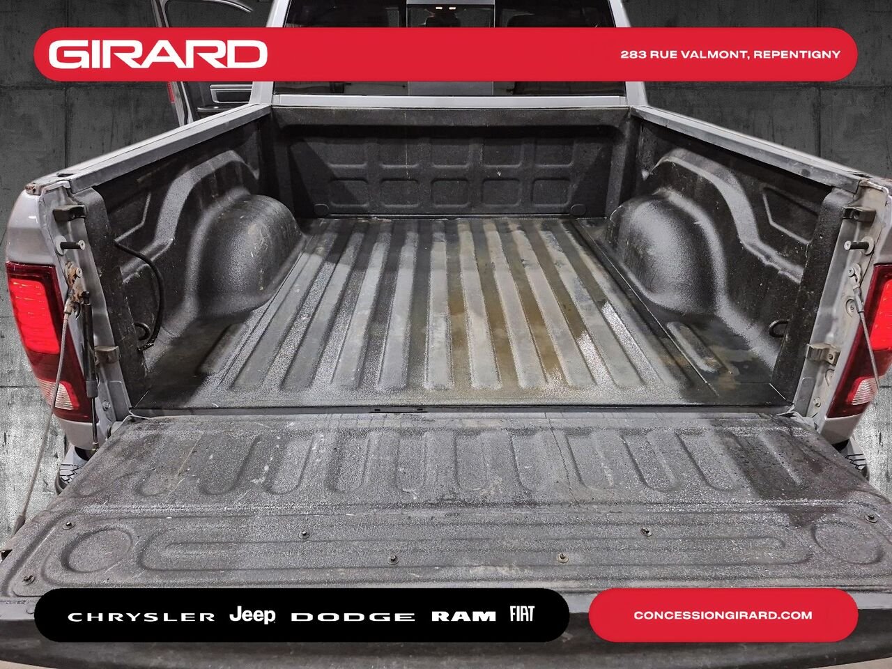 2021 RAM 1500 CLASSIC Grey Repentigny - photo #23