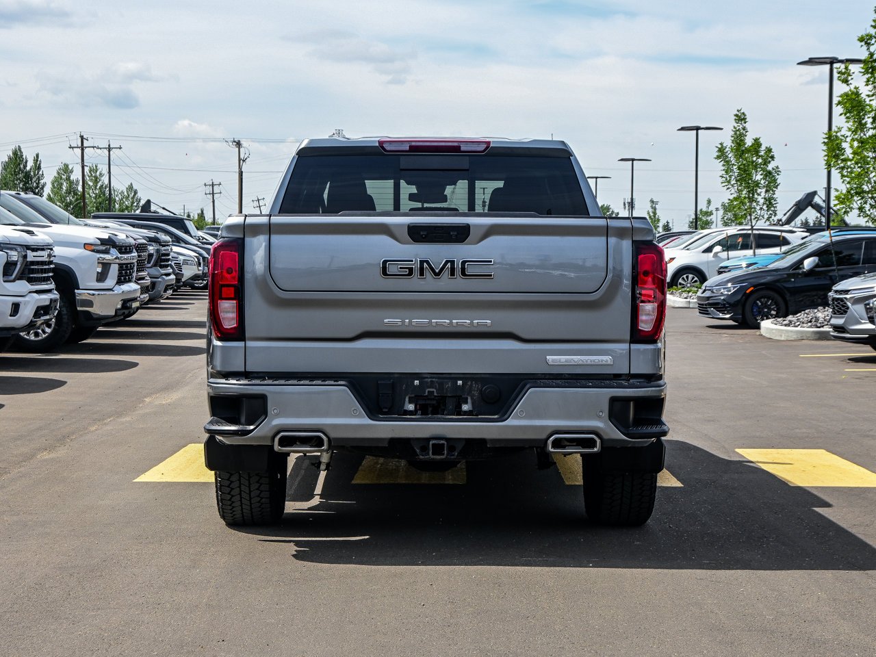 2024 GMC Sierra 1500 4WD Crew Cab 147 Elevation Grey Sherwood Park - photo #11