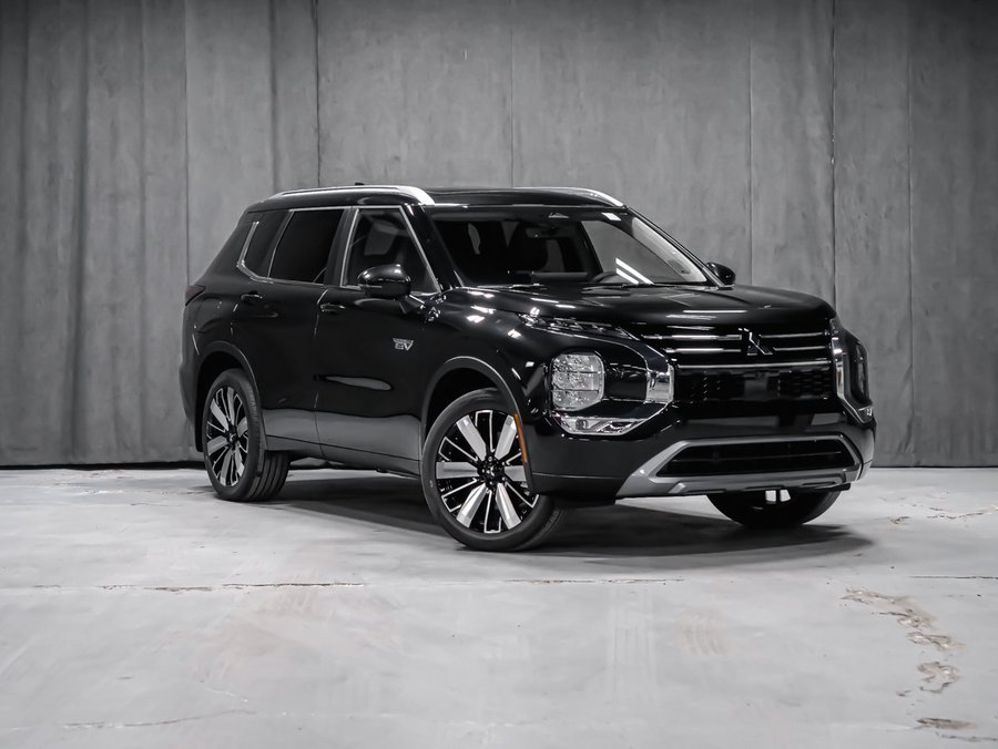 2026 Mitsubishi Outlander Plug-In Hybrid GT Black Diamond Premium Finish