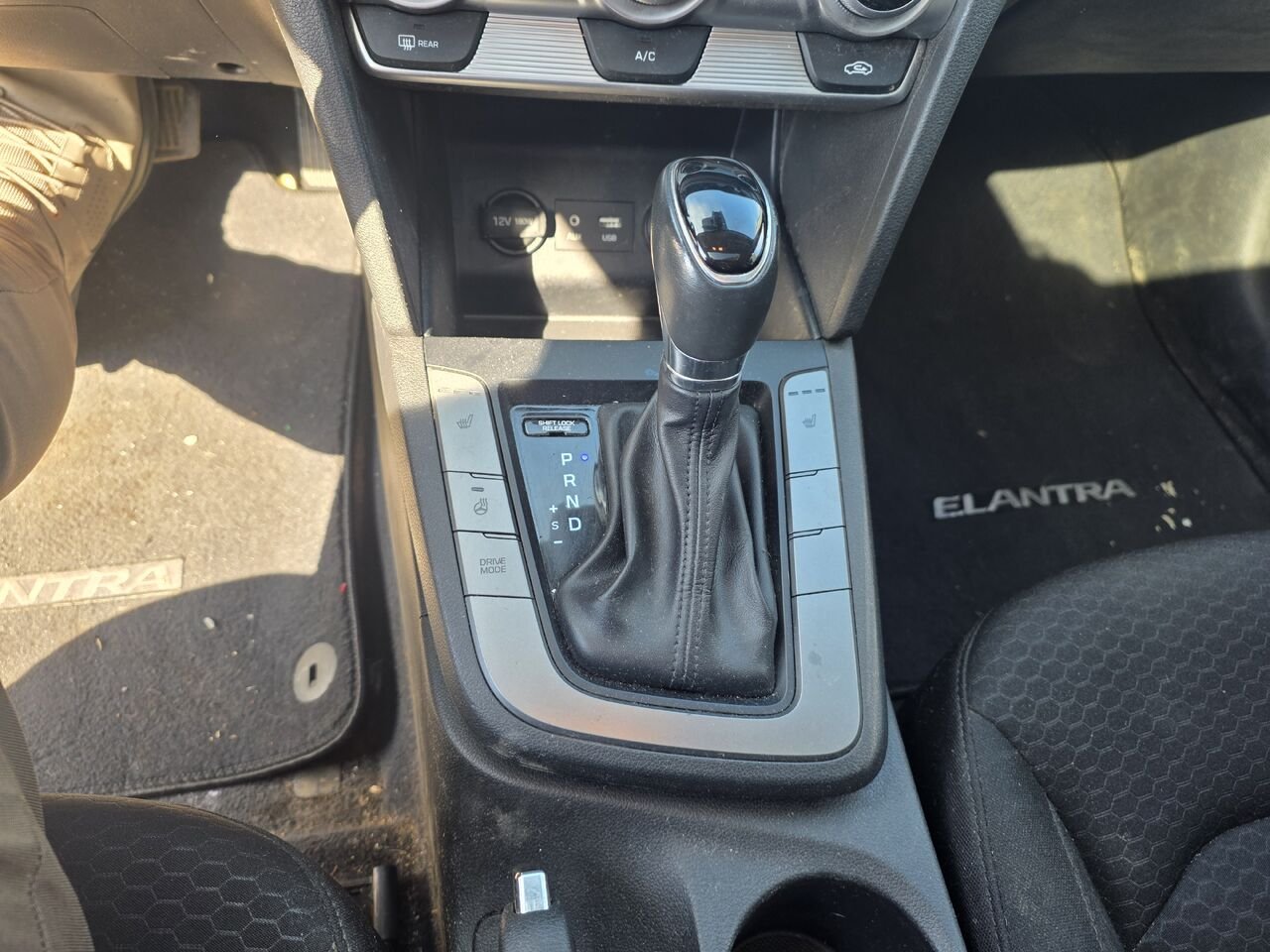 2019 hyundai elantra Blue  - photo #15