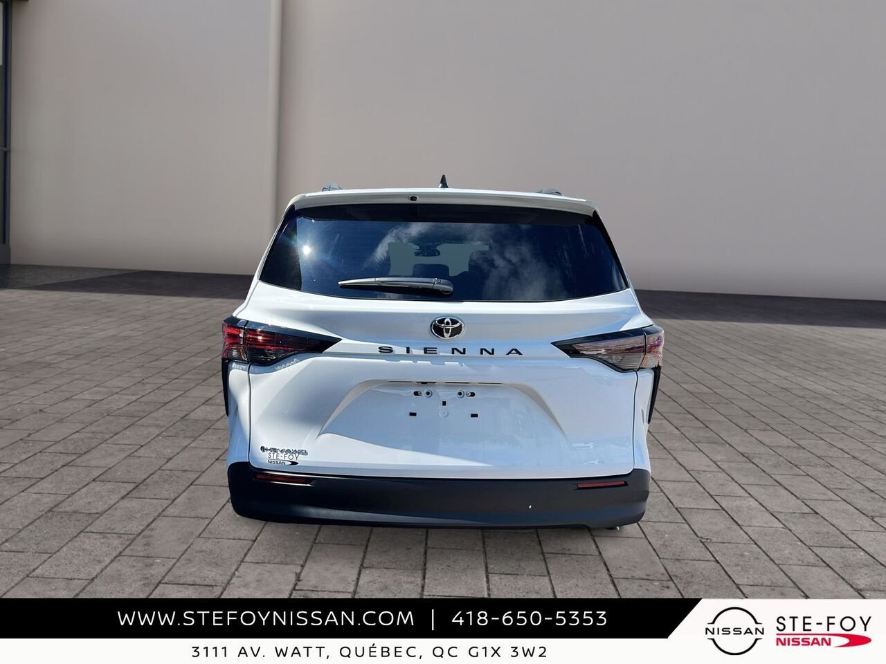 Toyota Sienna LE 8 PASSAGERS 2026 Blanc Ste-Foy - photo #2