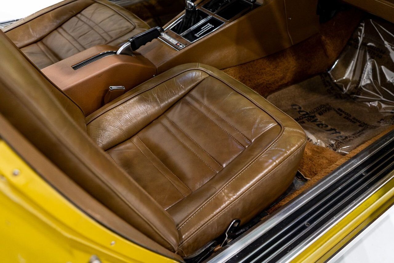 1972 Chevrolet Corvette Unrestored matching# LT1 with documented 103,454km(64,283mi) | PRIX EN USD Gold Montreal - photo #67