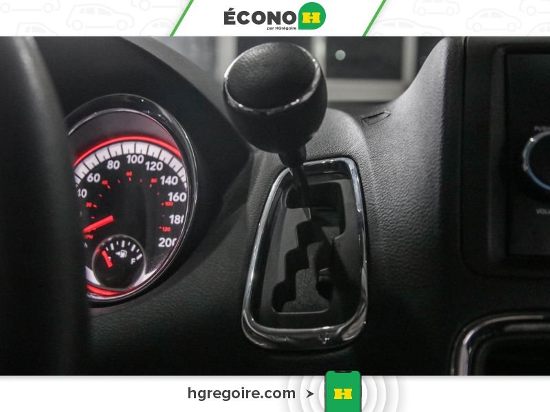 2019 Dodge GR Caravan White Saint-Eustache - photo #16