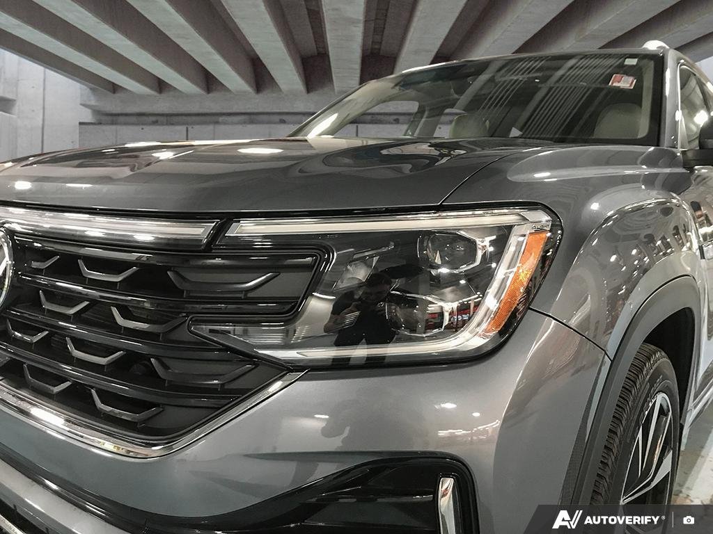 2024 Volkswagen Atlas 2600859A | Execline gray Edmonton - photo #7
