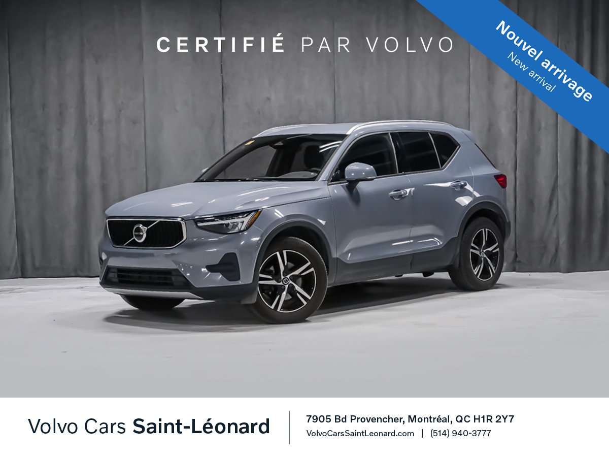 Volvo XC40 B5 CORE AWD 2023 gray Montréal - photo #0