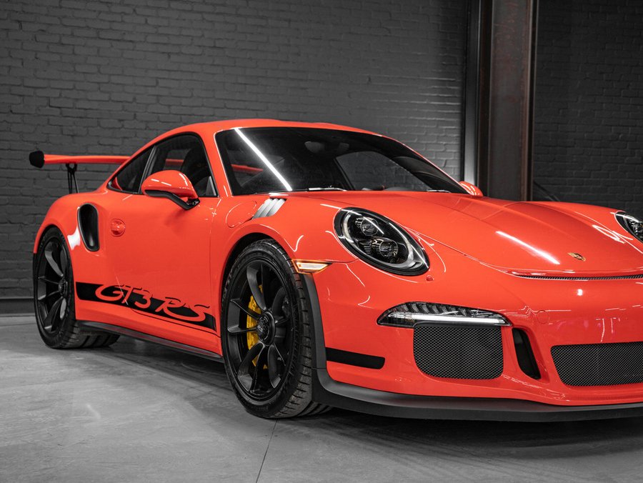2016 Porsche 911 2016 Orange