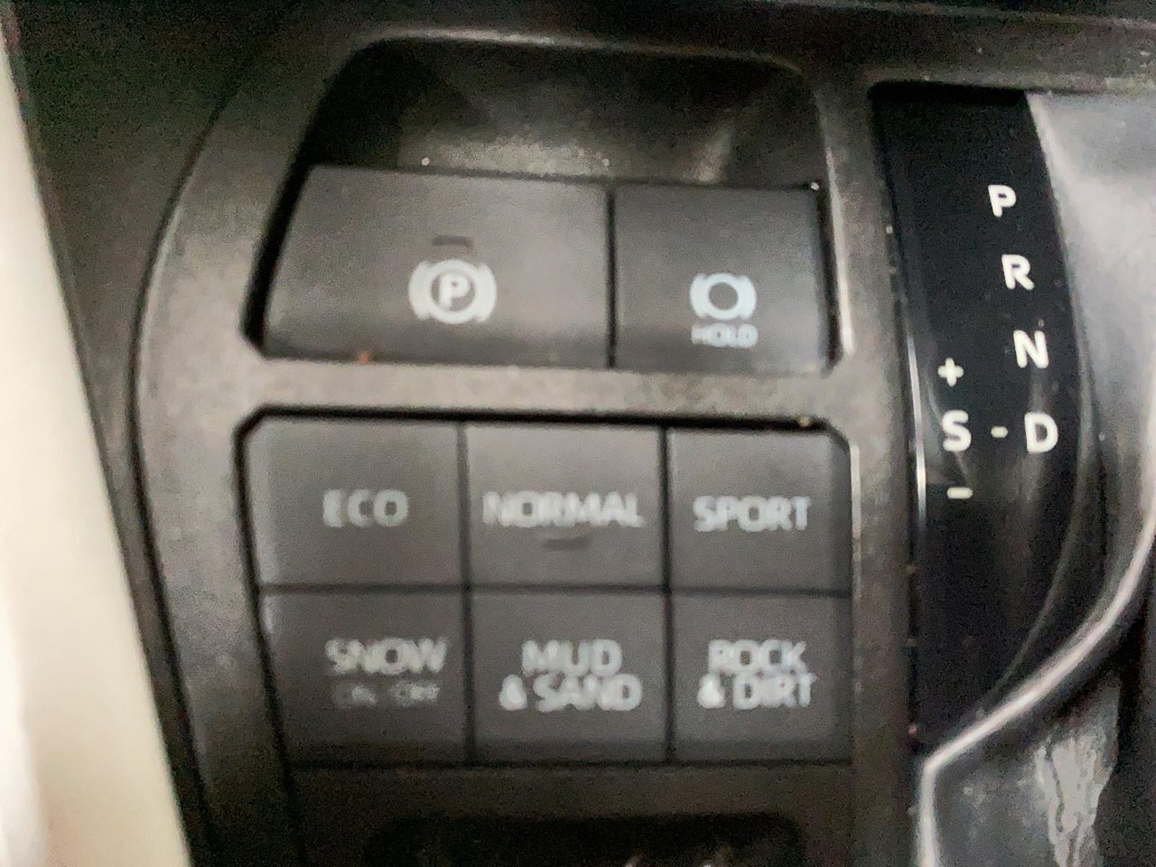 2022 Toyota RAV4 VIN 2T3B1RFV2NW261100 Grey Chicoutimi - photo #15