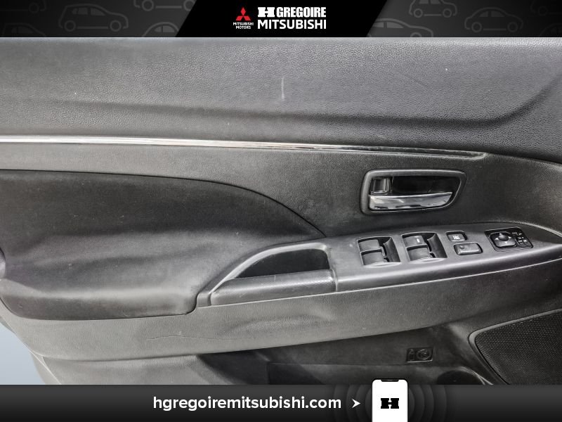2013 Mitsubishi RVR Grey Laval - photo #12