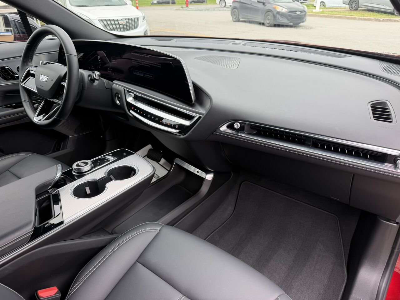 Cadillac LYRIQ Tech FINANCEMENT À PARTIR 0.99% 2024 Rouge Laval - photo #23