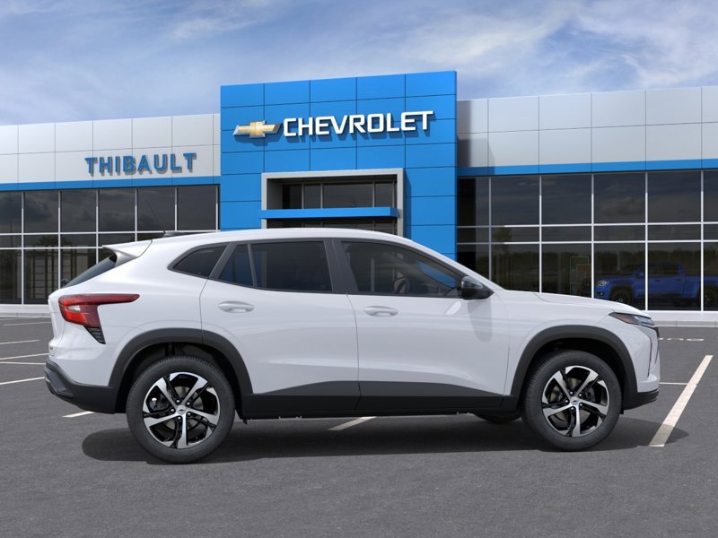 2026 CHEVROLET Trax 2026 SUMMIT WHITE