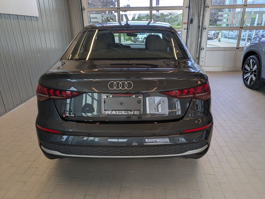 Audi A3 TFSI Quattro 2026 Gris