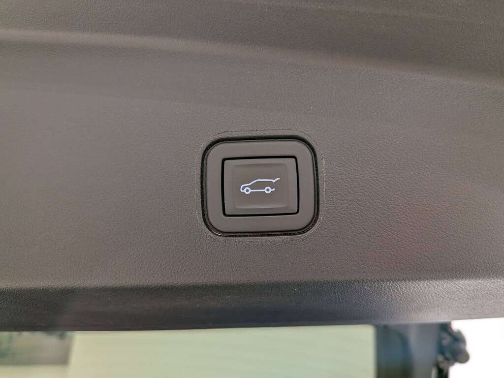 2024 Cadillac LYRIQ 4dr Tech w/1SA Grey Val-David - photo #7