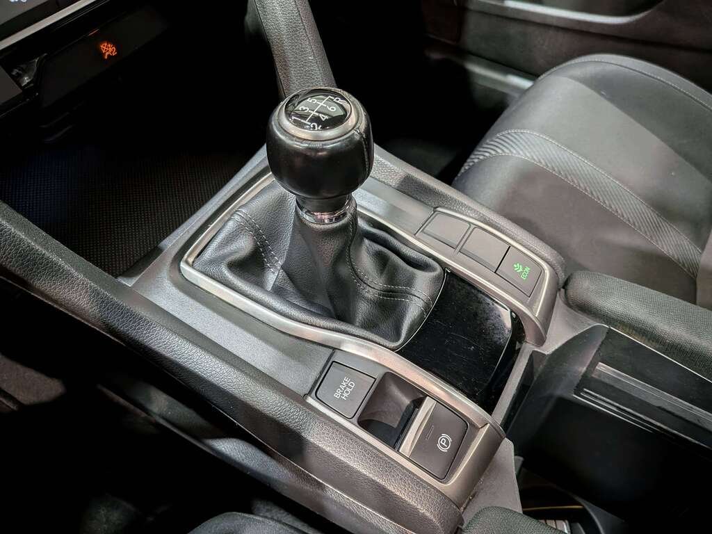 Honda Civic Hatchback Sport Manual 2019 Blanc Val-David - photo #29