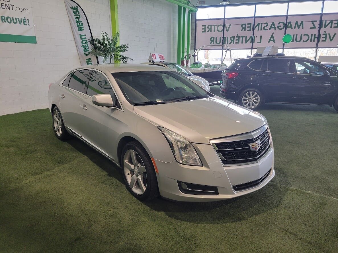2017 Cadillac XTS Grey  - photo #17