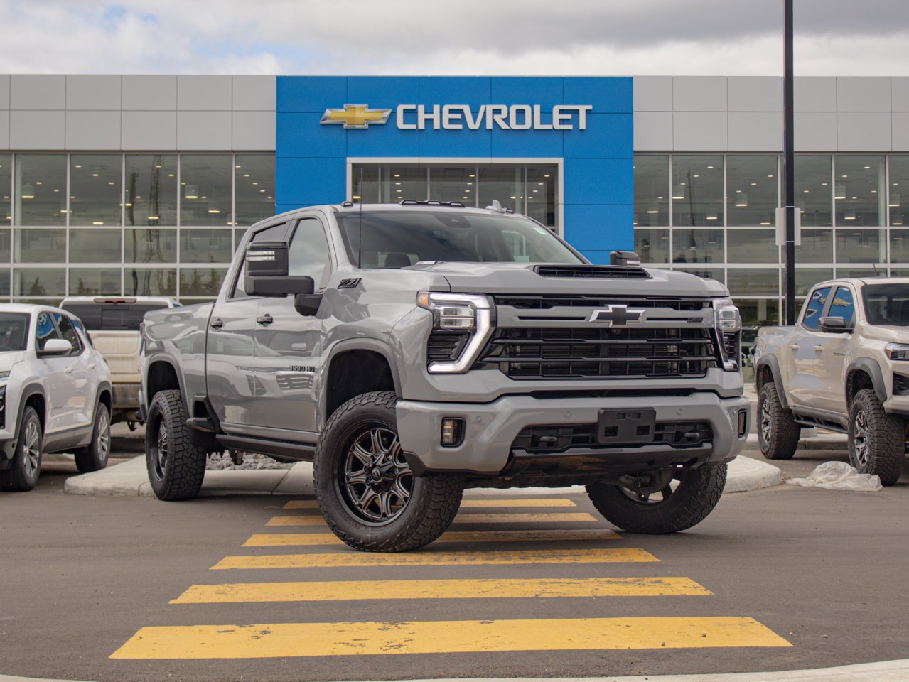 2024 Chevrolet Silverado 3500HD 4WD Crew Cab 159 LTZ Grey Sherwood Park - photo #1
