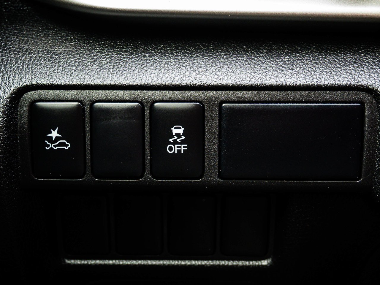 2023 Mitsubishi Eclipse Cross ES S-AWC Black Sherwood Park - photo #17