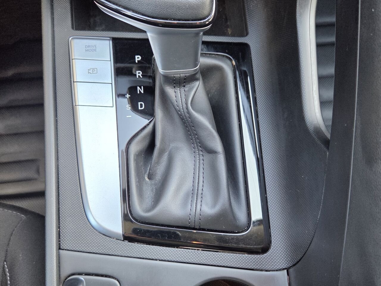 2024 Hyundai Elantra White Mont-Laurier - photo #14