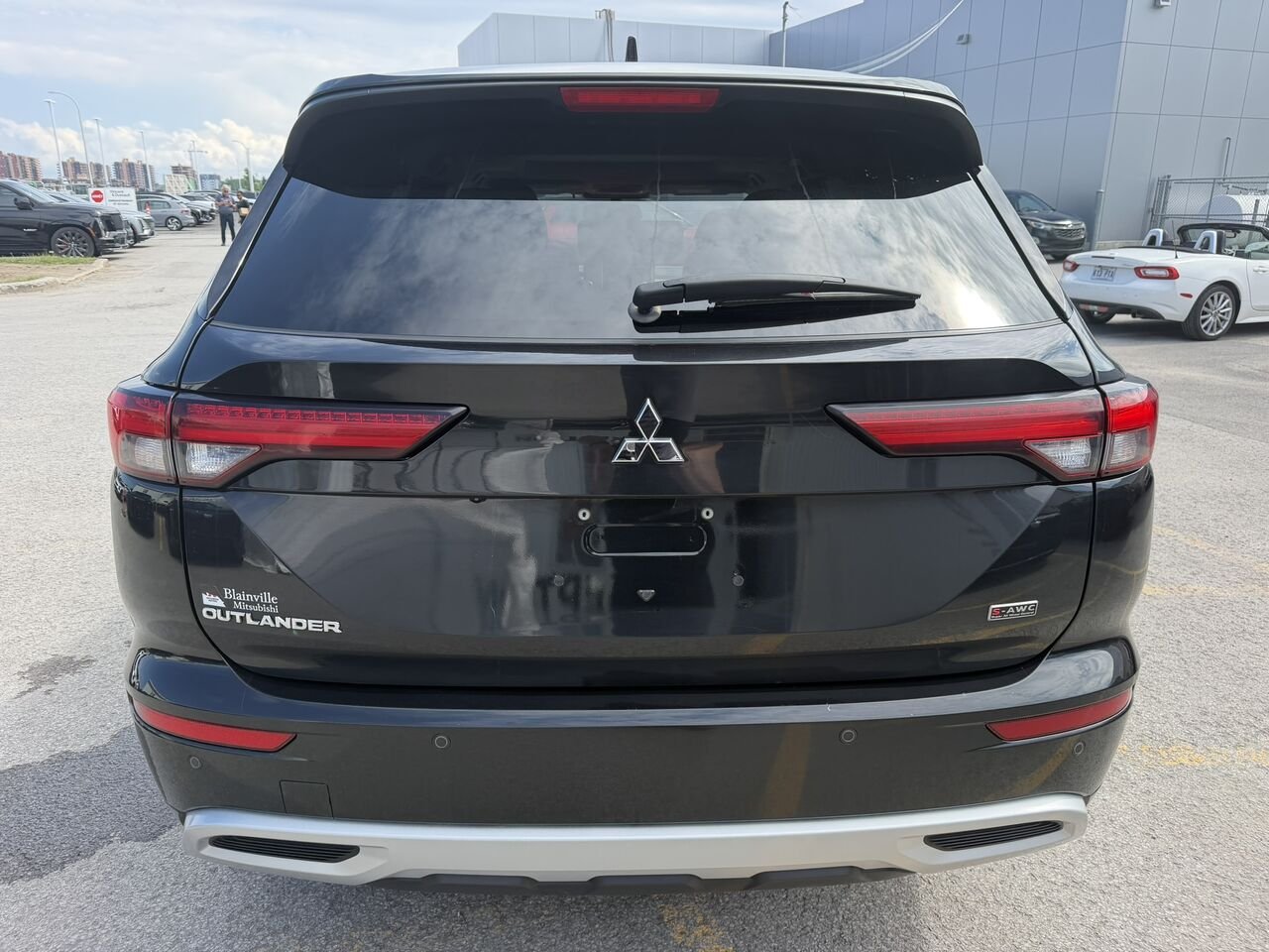 2022 Mitsubishi Outlander GT AWD 7 PASSAGERS Grey Laval - photo #10