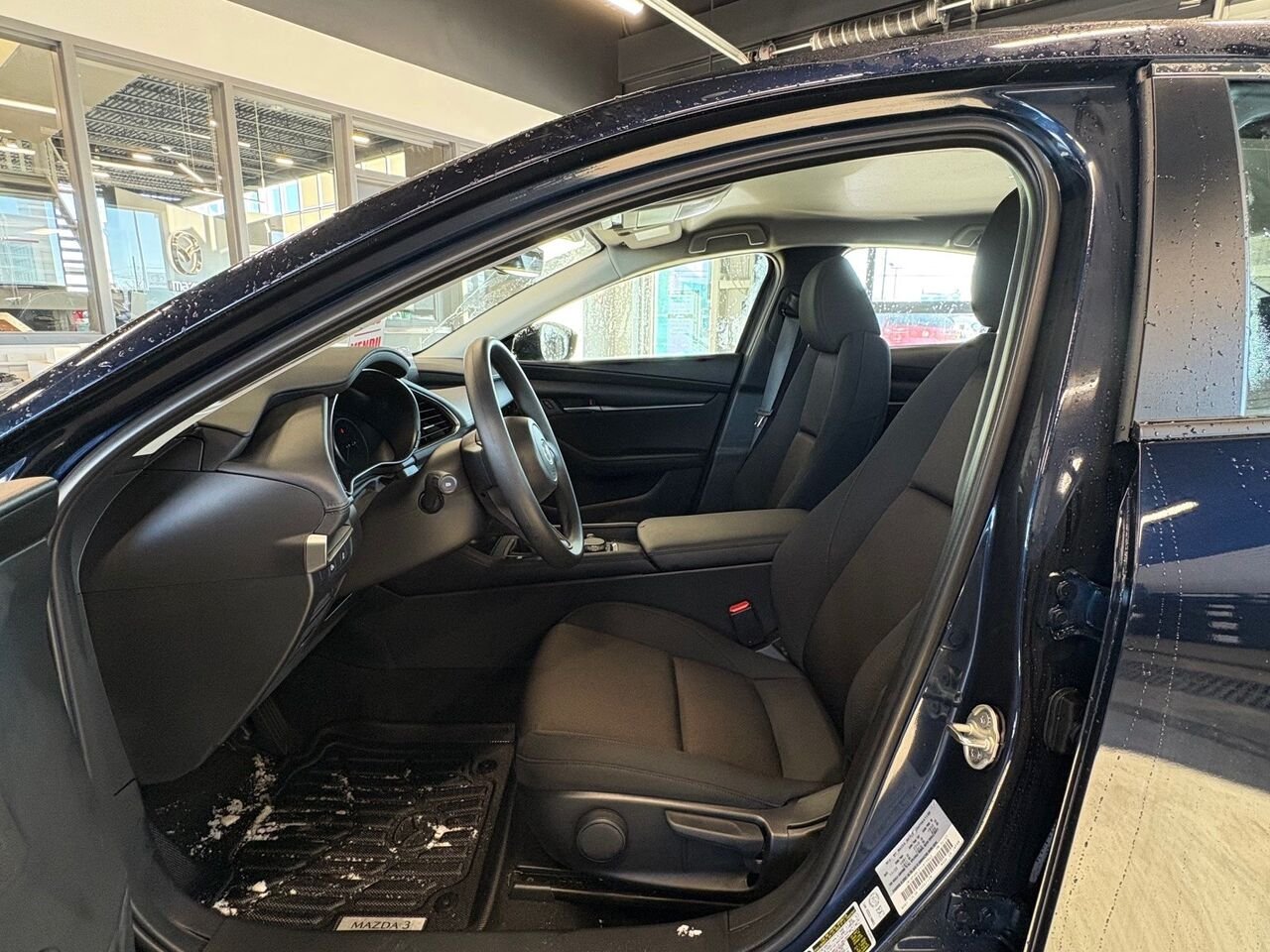 MAZDA Mazda3 GX 2026 Bleu cristal foncé mica Châteauguay - photo #11