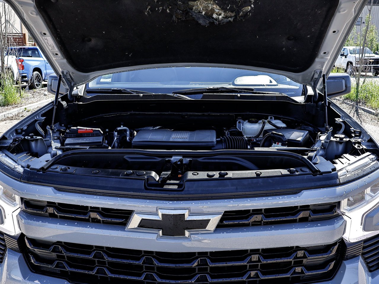 2024 Chevrolet Silverado 1500 4WD Crew Cab 147 RST Grey Sherwood Park - photo #8