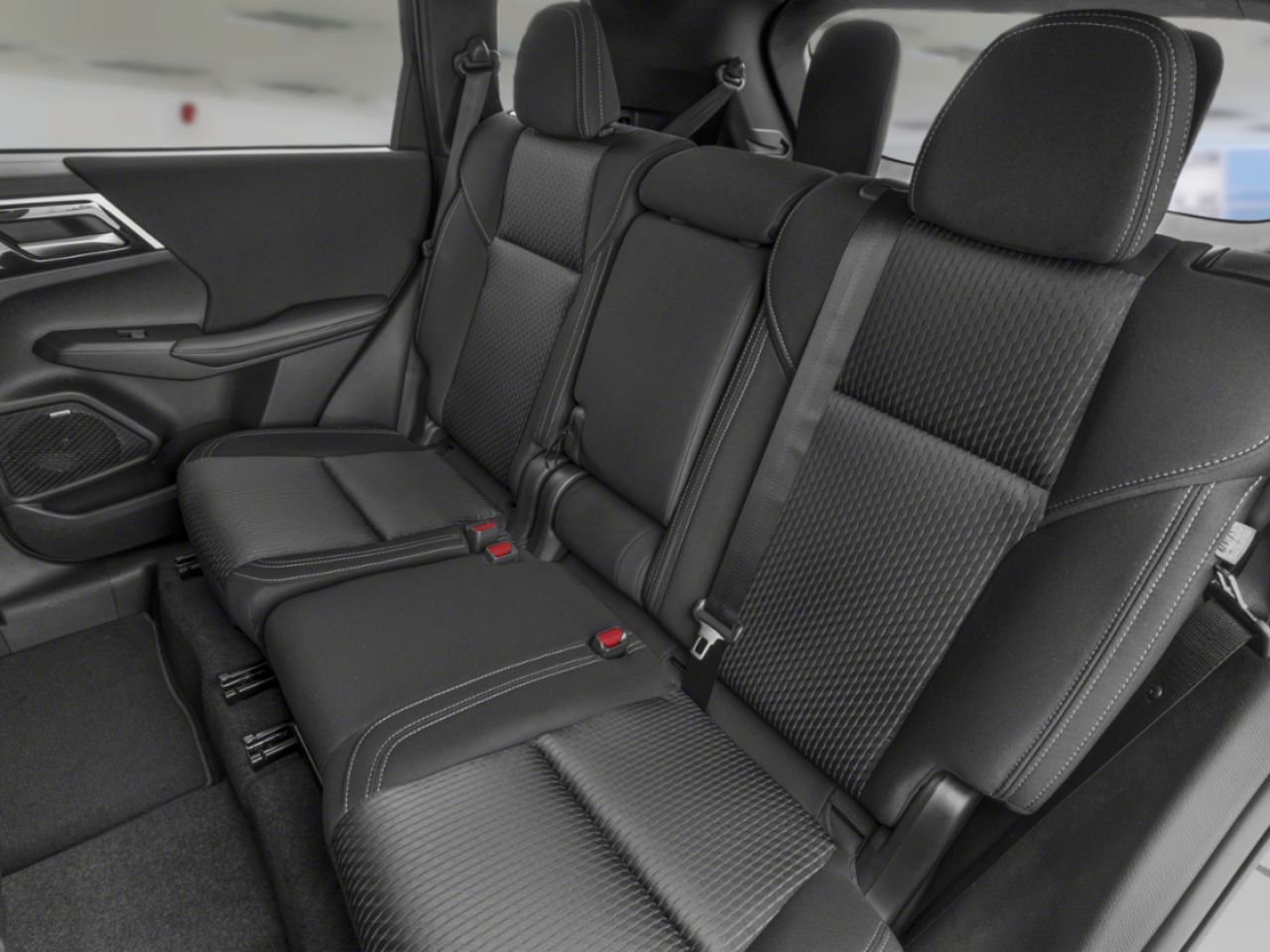 2026 MITSUBISHI Outlander Sterling Silver Gatineau - photo #5