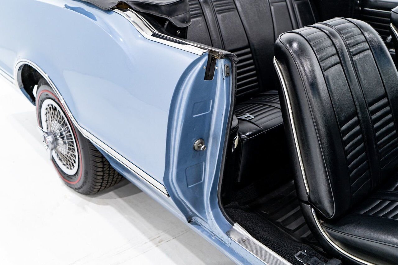 1966 Oldsmobile 442 PRIX EN USD | Matching# 400cu.in. 4-Speed Blue Montreal - photo #82