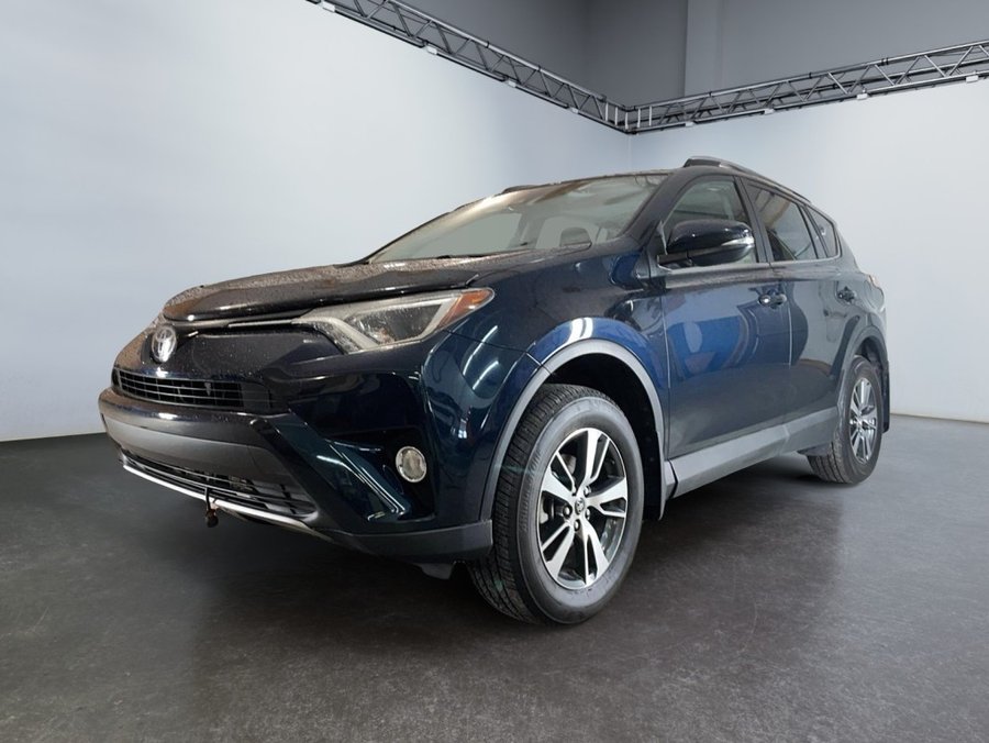 Toyota RAV4 AWD XLE 2018 Noir