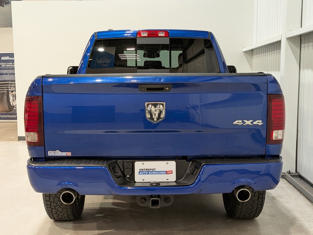 Ram 1500 4WD Quad Cab 140.5" Sport 2017 Bleu Val-David - photo #4