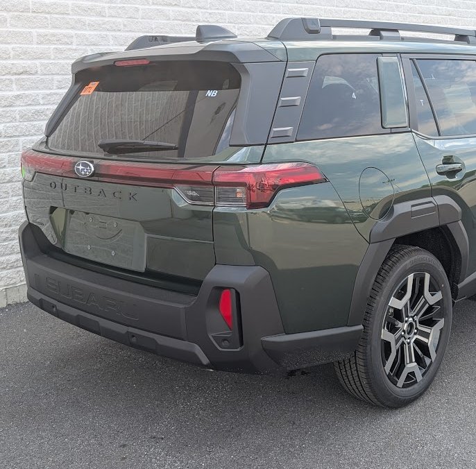 2026 SUBARU Outback PREMIER XT Deep Emerald Pearl
