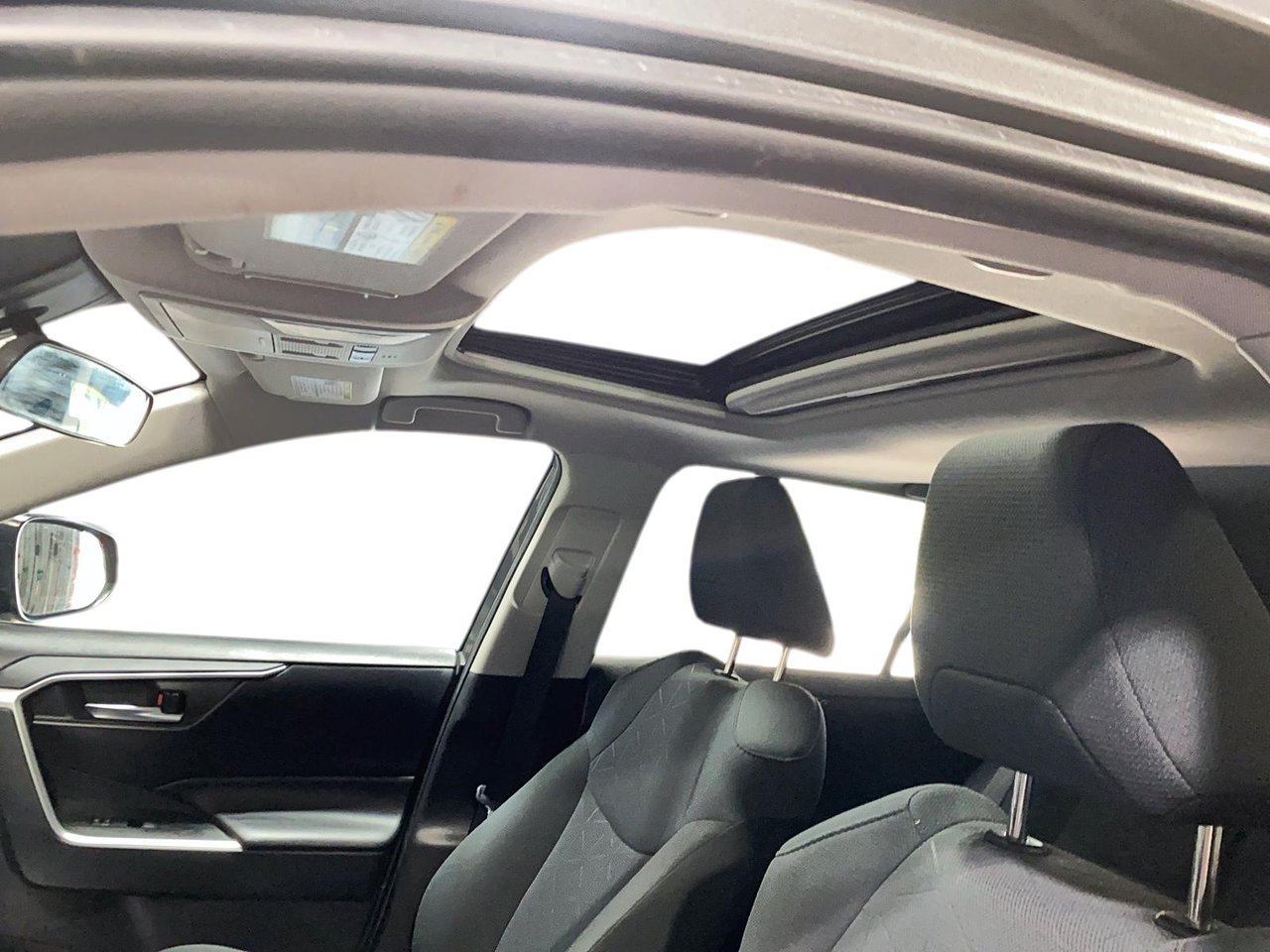 Toyota RAV4 NIV 2T3R1RFV8KW020913 2019 Gris Chicoutimi - photo #11