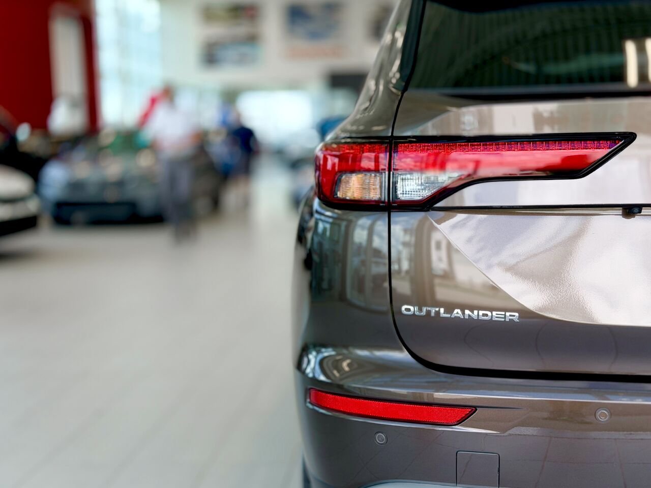 2024 Mitsubishi Outlander Bronze Notre-Dame-des-Prairies - photo #9